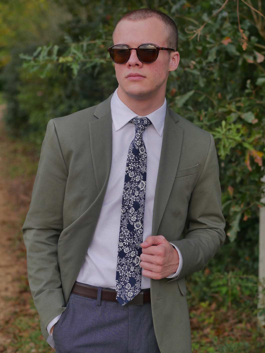 Slim Navy Floral Tie